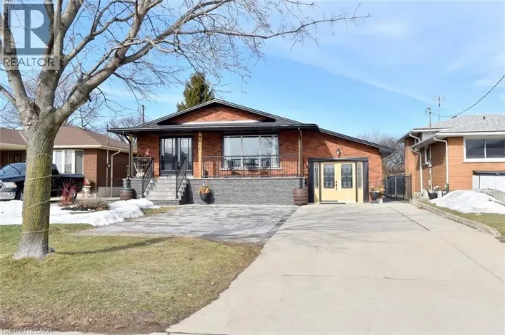 682 MOHAWK Road W, Hamilton