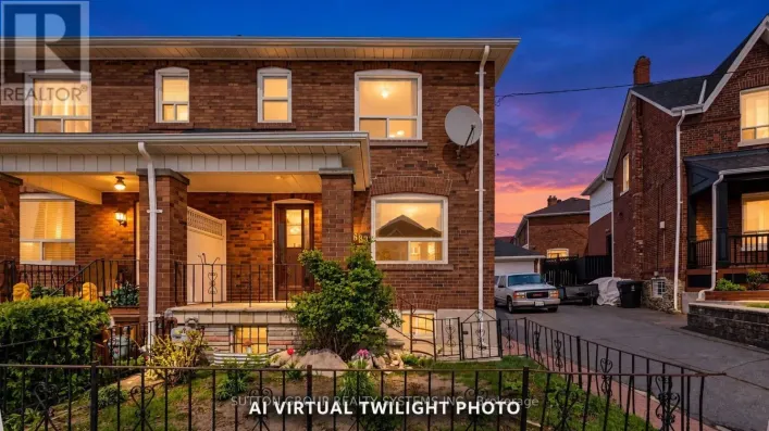 683 OLD WESTON ROAD, Toronto