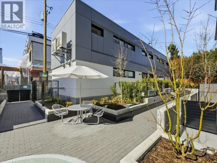 6833 CAMBIE STREET, Vancouver