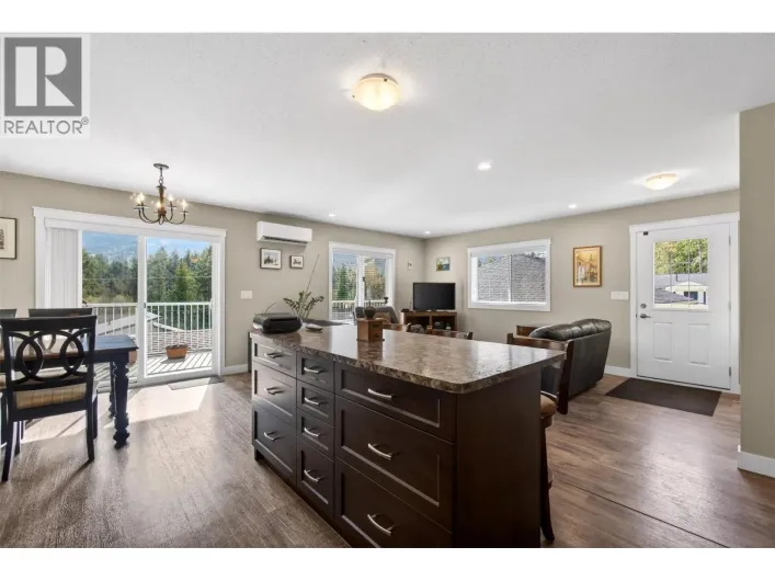6841 46 Street NE, Salmon Arm