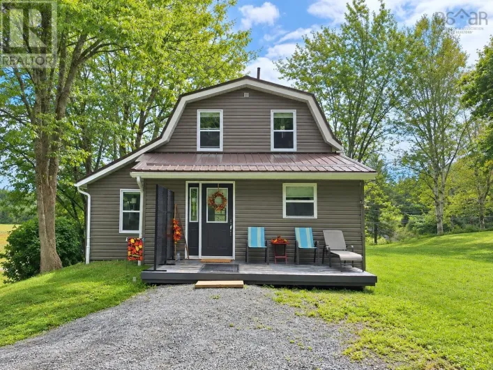 6847 Highway 14, Sweets Corner