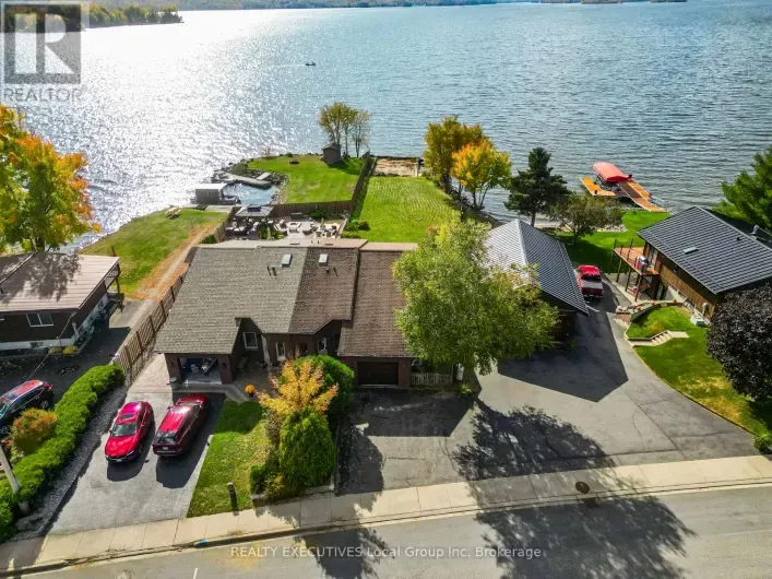 685 MAIN STREET S, Callander