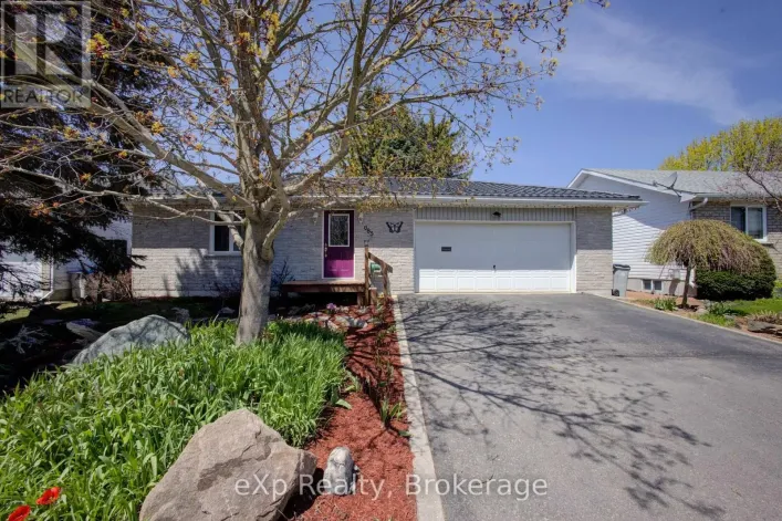685 RESERVE AVENUE S, North Perth