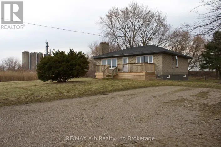 685538 OXFORD 2 HIGHWAY, Woodstock