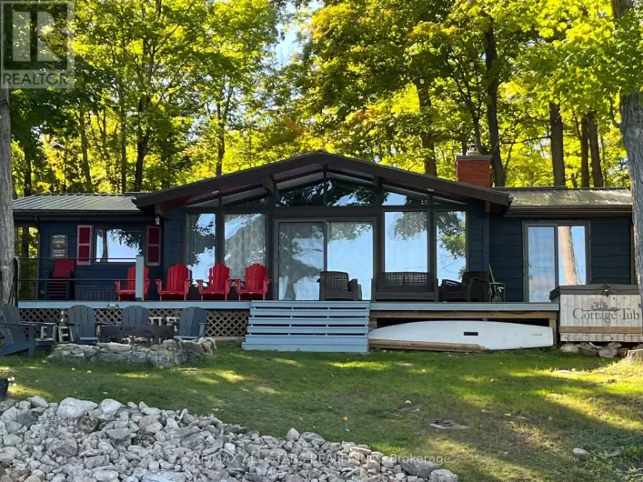 686 GRAND ISLAND, Kawartha Lakes