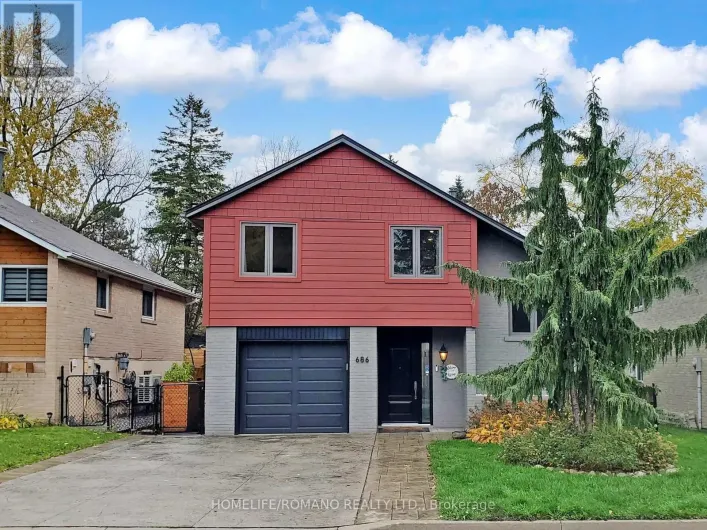 686 IRWIN CRESCENT, Newmarket