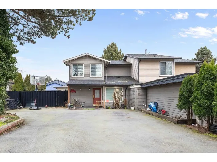 6860 134 STREET, Surrey