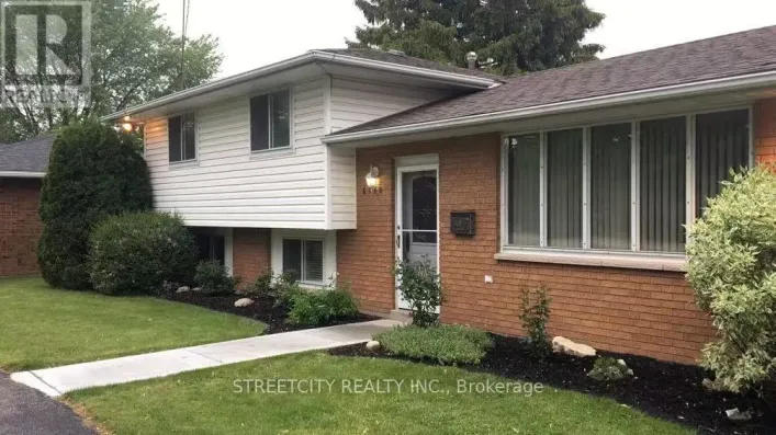 6860 MALDEN ROAD, LaSalle