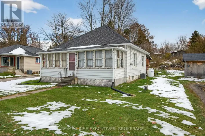 6862 HIGHWAY 38, Frontenac