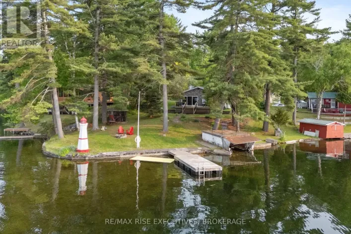 6862 SMITH LANE, Frontenac