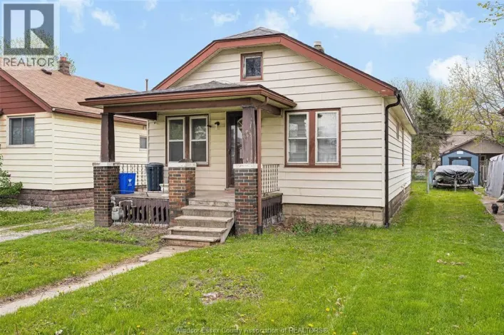 687 ALEXANDRINE, Windsor