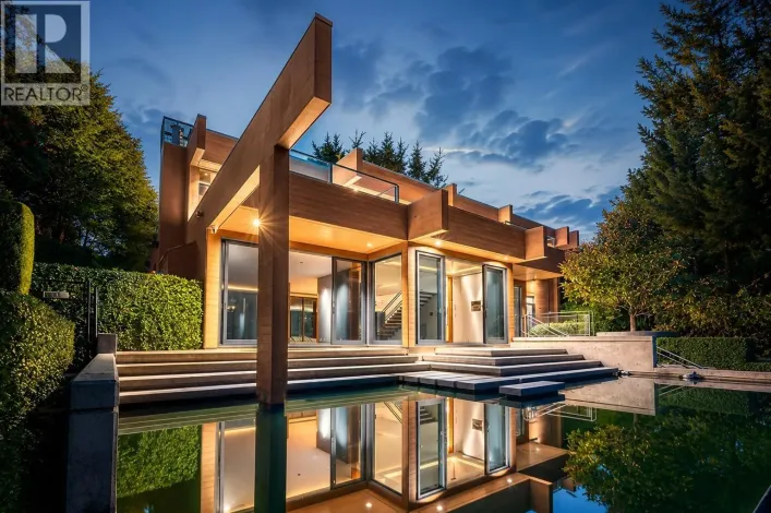 687 BEACHVIEW DRIVE, North Vancouver