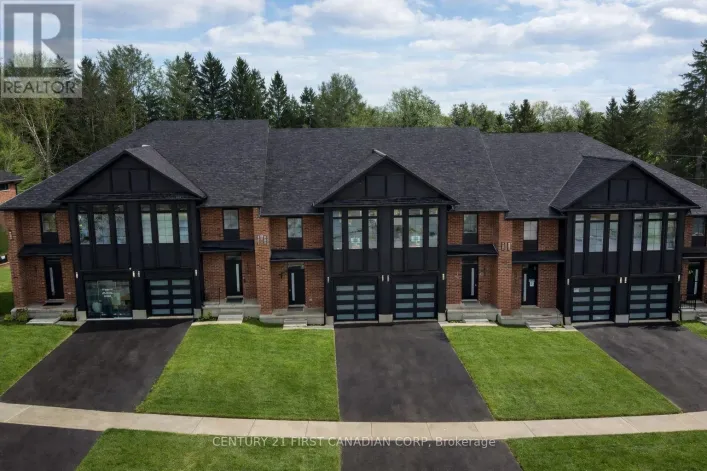 6882 HEATHWOODS AVENUE, London South