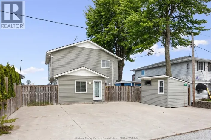 689 ROSS BEACH, Lakeshore