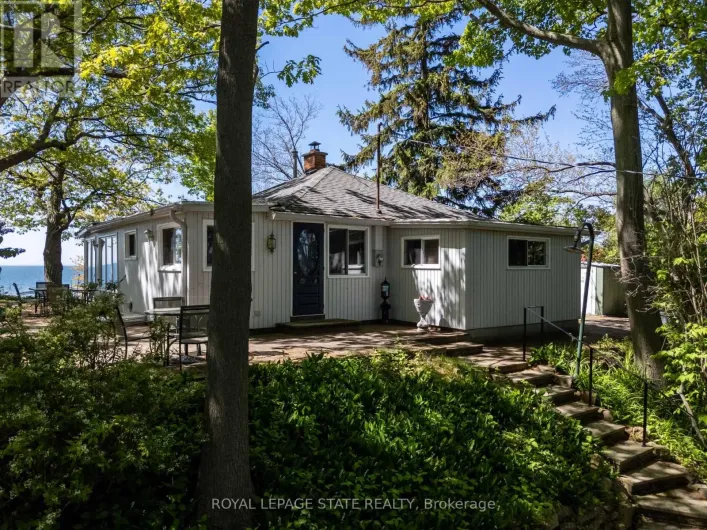 689 SANDY BAY ROAD, Haldimand