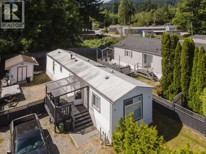 69 1413 SUNSHINE COAST HIGHWAY, Gibsons