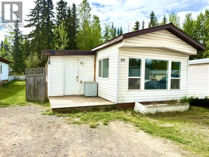 69 95 LAIDLAW ROAD, Smithers