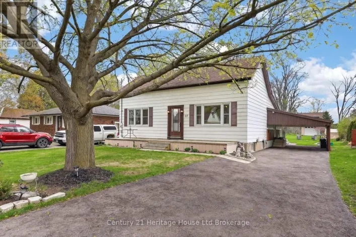 69 BEE STREET, Woodstock