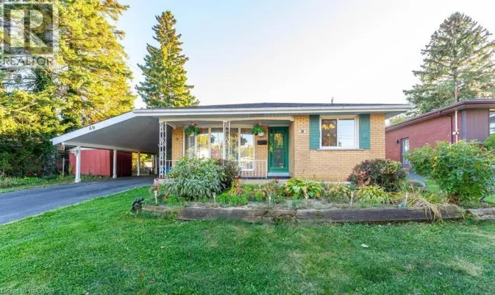 69 BUCKINGHAM Drive, Hamilton