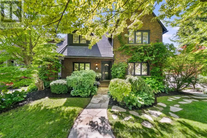 69 CHAPLIN CRESCENT, Toronto
