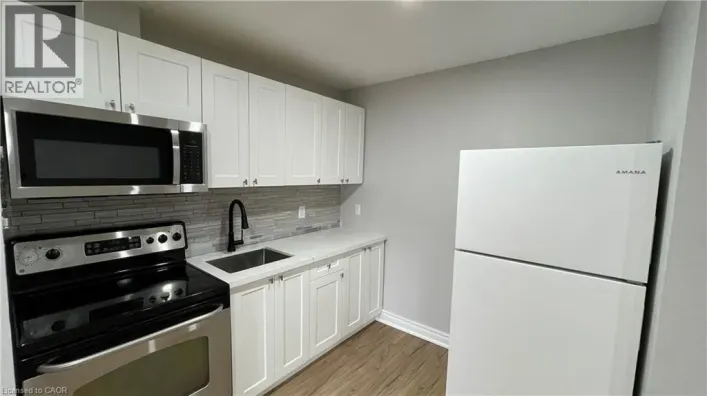 69 EAST MAIN Street Unit# 203, Welland