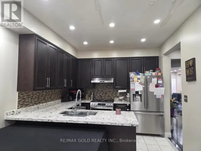 69 PERSONNA CIRCLE, Brampton