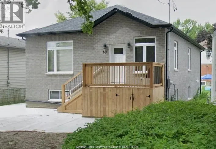 69 SPENCER AVENUE, Chatham
