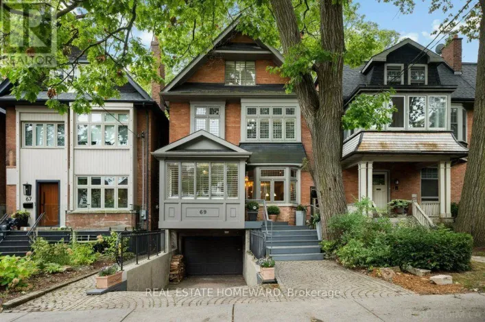 69 WALMSLEY BOULEVARD, Toronto