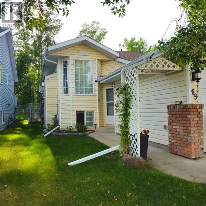 69 Willow Springs Crescent, Sylvan Lake