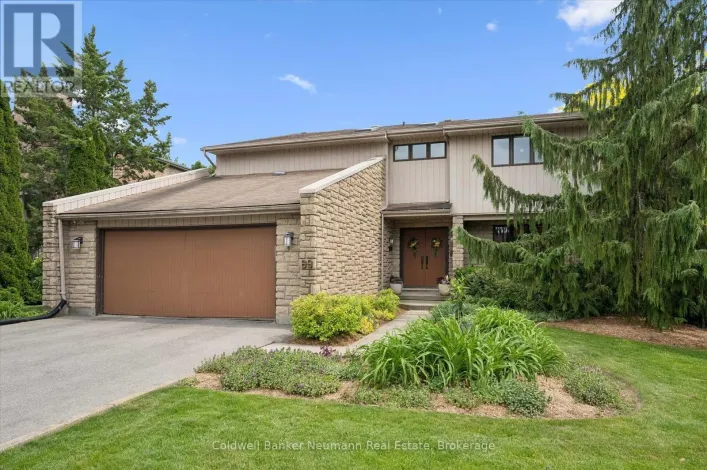 69 WOODLAND GLEN DRIVE, Guelph