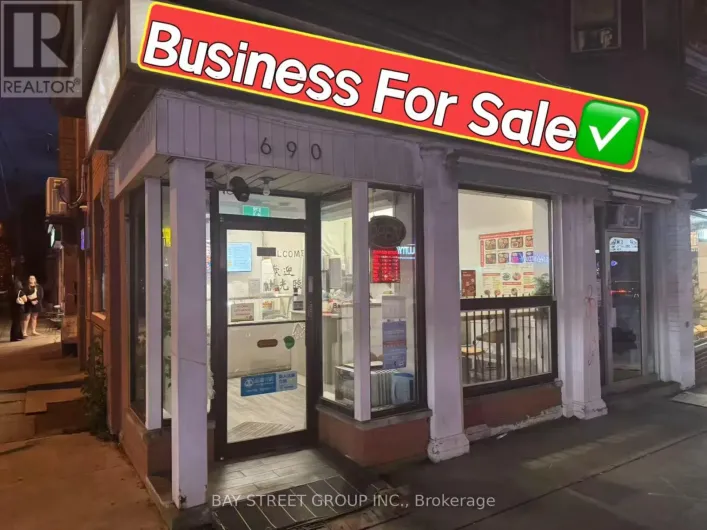 690 BLOOR STREET W, Toronto
