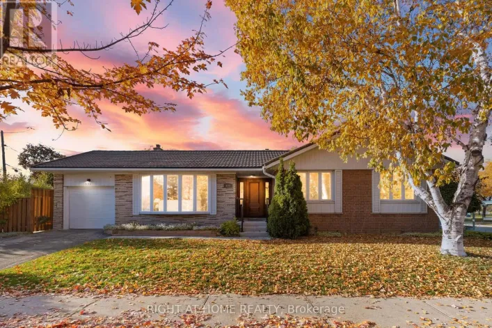 690 THE WEST MALL W, Toronto