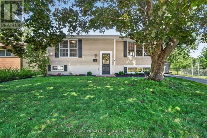 691 AYLMER CRESCENT, Kingston