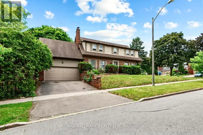 691 CONACHER DRIVE, Toronto