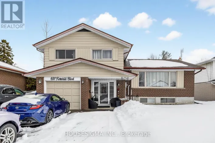691 FERNHILL BOULEVARD, Oshawa