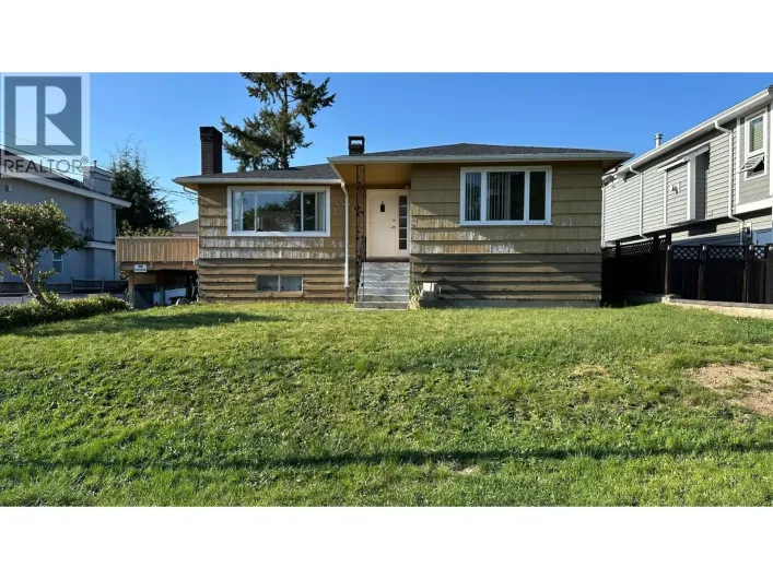 6921 WINCH STREET, Burnaby