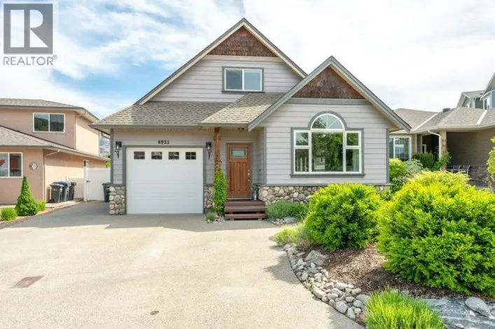 6925 CHARDONNAY Place, Oliver