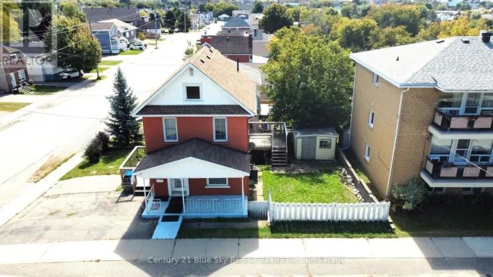 695 HIGH STREET, North Bay