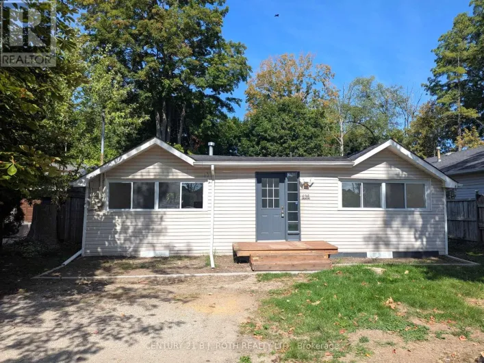 696 HASTINGS AVENUE, Innisfil