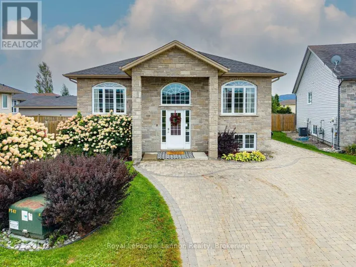 696 WEILER BOULEVARD, Thunder Bay