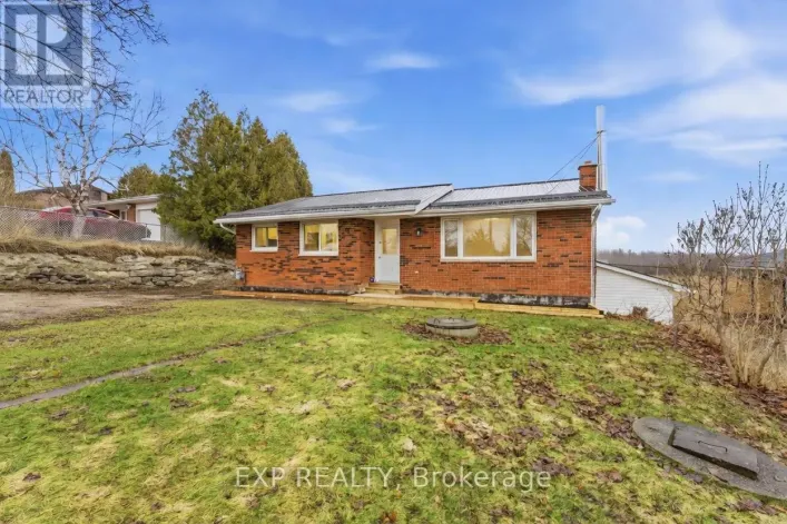 696 WHITES ROAD, Quinte West