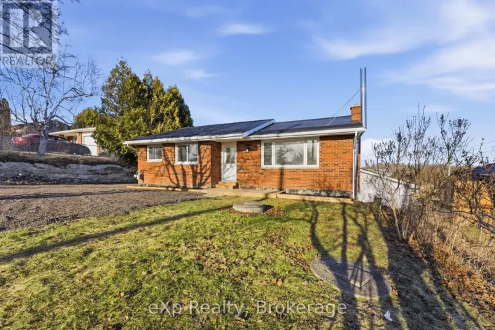 696 WHITES ROAD, Quinte West