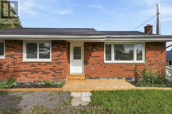 696 WHITES ROAD, Quinte West