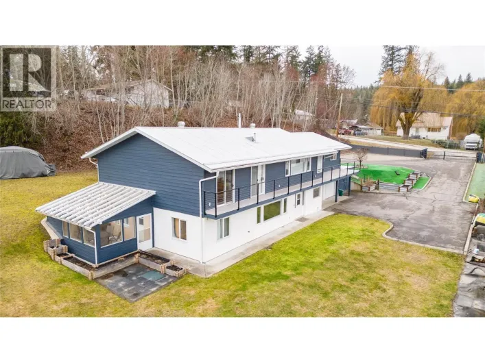 6960 50 Street NE, Salmon Arm