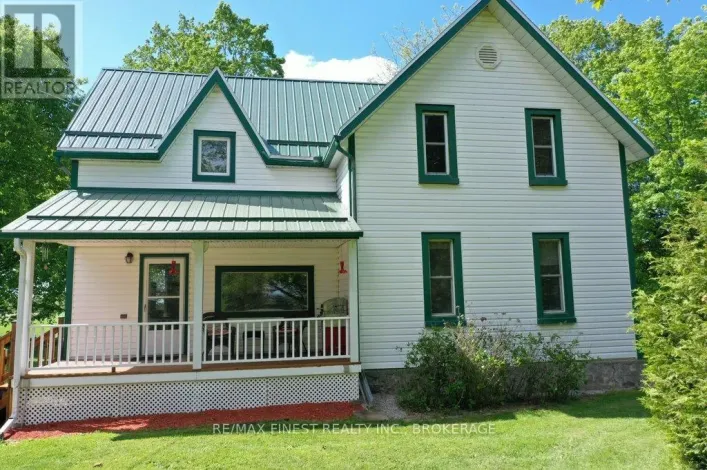 697 WARBURTON ROAD, Front of Leeds & Seeleys Bay