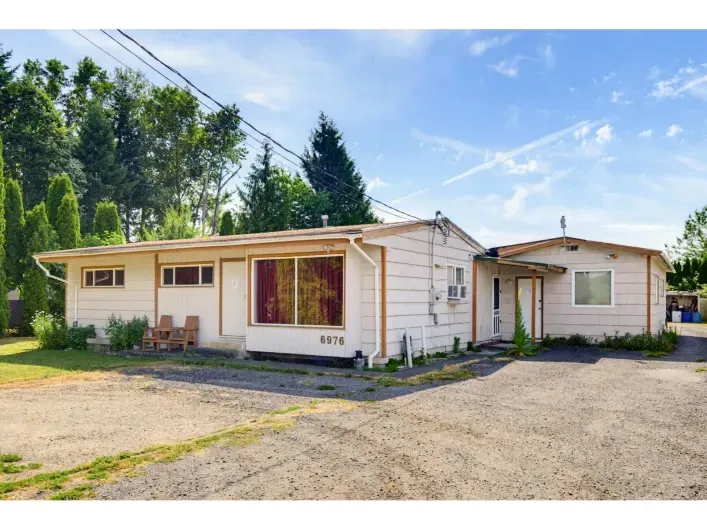 6976 GLOVER ROAD, Langley