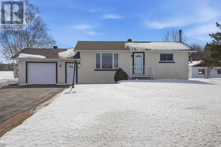 698 BASELINE ROAD, Clarence-Rockland