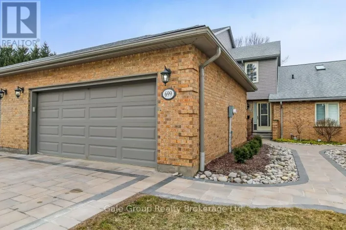 699 LANSDOWNE AVENUE, Woodstock