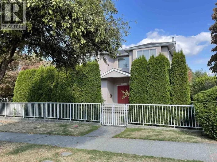 699 W 29TH AVENUE, Vancouver