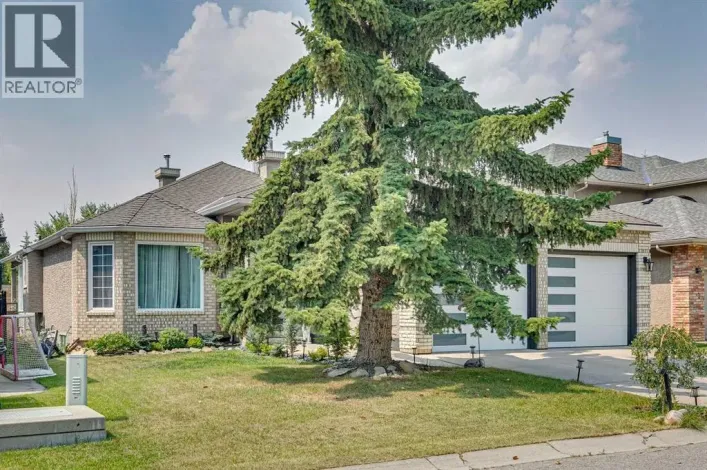 6991 Christie Briar Manor SW, Calgary